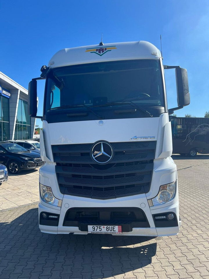Mercedes-Benz Actros 1846 1 Owner / Works Great - Tracteur routier: photos 2 Mercedes-Benz Actros 1846 1 Owner / Works Great - Tracteur routier: photos 2