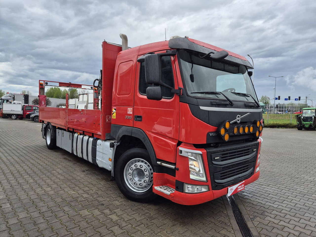 Volvo FM 330 Webasto / HDS Hiab / 1 Owner Volvo FM 330 Webasto / HDS Hiab / 1 Owner - Camion plateau, Camion grue: photos 5 Volvo FM 330 Webasto / HDS Hiab / 1 Owner Volvo FM 330 Webasto / HDS Hiab / 1 Owner - Camion plateau, Camion grue: photos 5