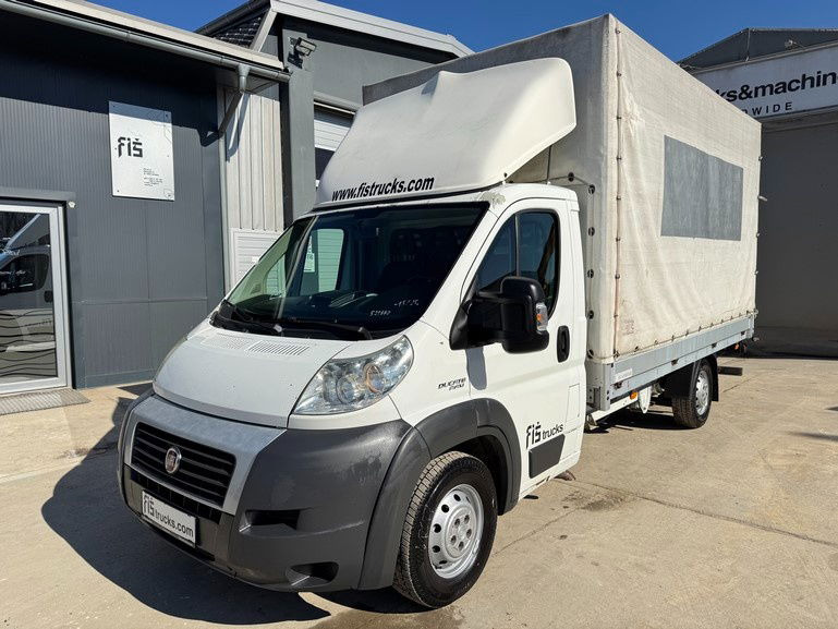 Fiat Ducato 2.3 JTD - 2014 - AIR Condition - Hydraulic Ramp - Véhicule utilitaire plateau baché: photos 1 Fiat Ducato 2.3 JTD - 2014 - AIR Condition - Hydraulic Ramp - Véhicule utilitaire plateau baché: photos 1