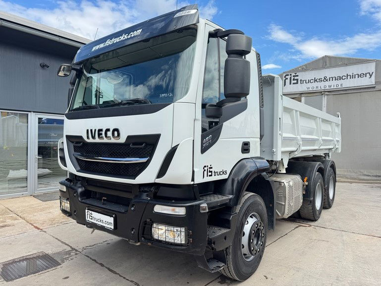 Iveco Trakker AD260 X46 Z 6x4 bordmatic tipper - Camion benne: photos 1 Iveco Trakker AD260 X46 Z 6x4 bordmatic tipper - Camion benne: photos 1