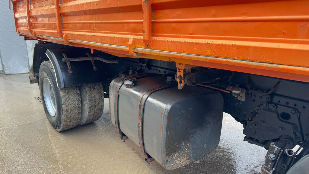 MAN 19.463 4x2 tipper - spring - Camion benne: photos 4 MAN 19.463 4x2 tipper - spring - Camion benne: photos 4