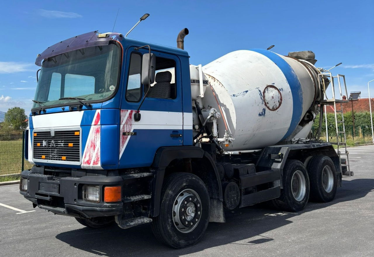 MAN 25.272 6x4 chassis- complete spring - Camion malaxeur: photos 2 MAN 25.272 6x4 chassis- complete spring - Camion malaxeur: photos 2