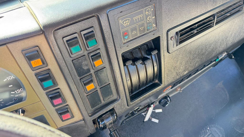 Châssis cabine MAN 25.272 6x4 chassis- complete spring: photos 16 Châssis cabine MAN 25.272 6x4 chassis- complete spring: photos 16