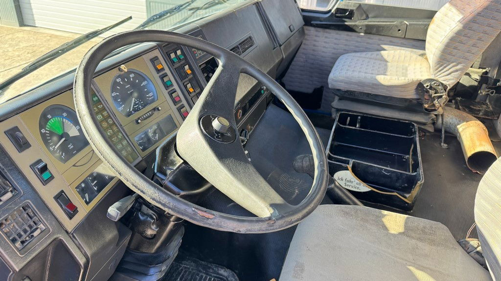 Châssis cabine MAN 25.272 6x4 chassis- complete spring: photos 11 Châssis cabine MAN 25.272 6x4 chassis- complete spring: photos 11