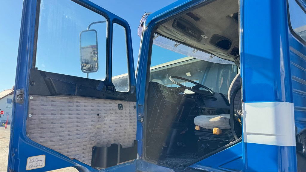 Châssis cabine MAN 25.272 6x4 chassis- complete spring: photos 9 Châssis cabine MAN 25.272 6x4 chassis- complete spring: photos 9