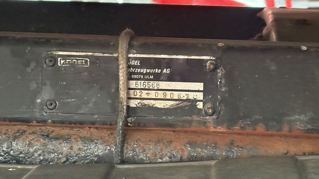 MAN 9.174 4x2 stake body+tarpaulin - Camion plateau: photos 5 MAN 9.174 4x2 stake body+tarpaulin - Camion plateau: photos 5