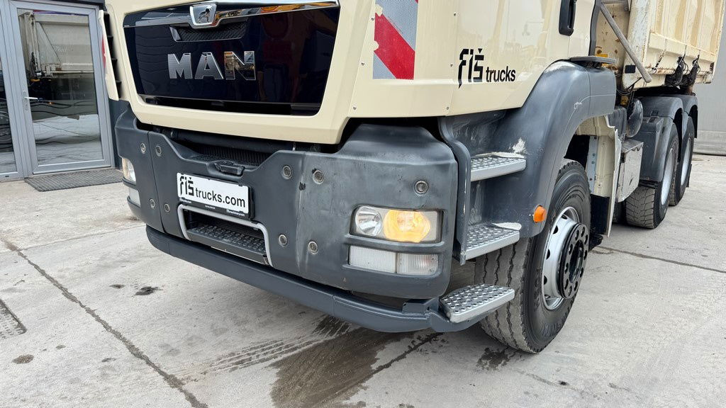 MAN TGS 26.540 6X4 bordmatic meiller tipper - Camion benne: photos 2 MAN TGS 26.540 6X4 bordmatic meiller tipper - Camion benne: photos 2