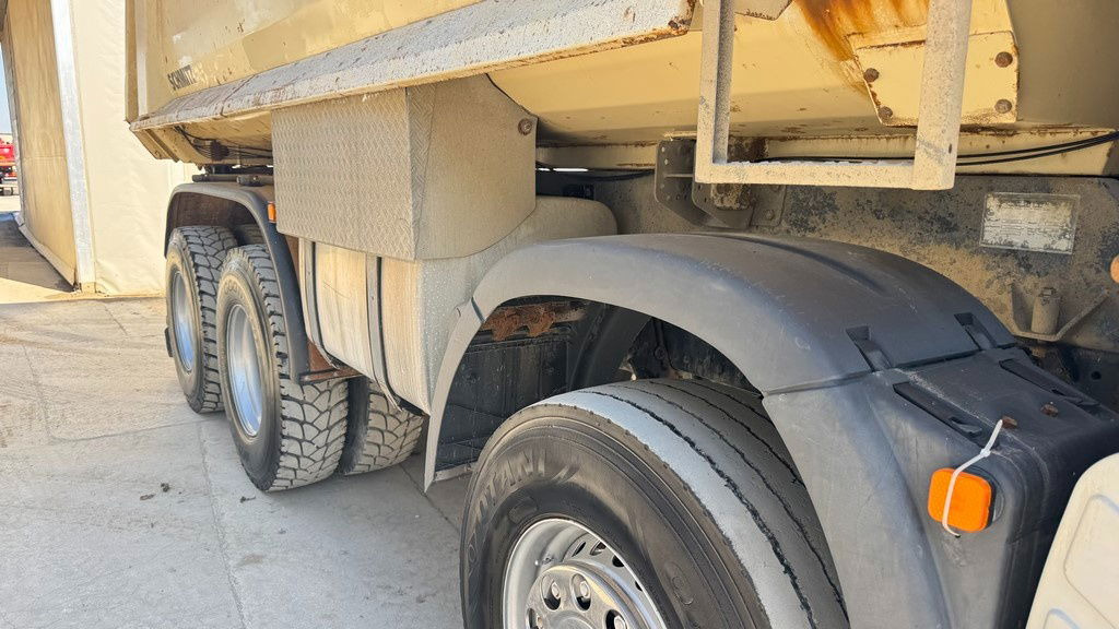MAN TGS 35.480 8x4 dumper tipper - Camion benne: photos 4 MAN TGS 35.480 8x4 dumper tipper - Camion benne: photos 4