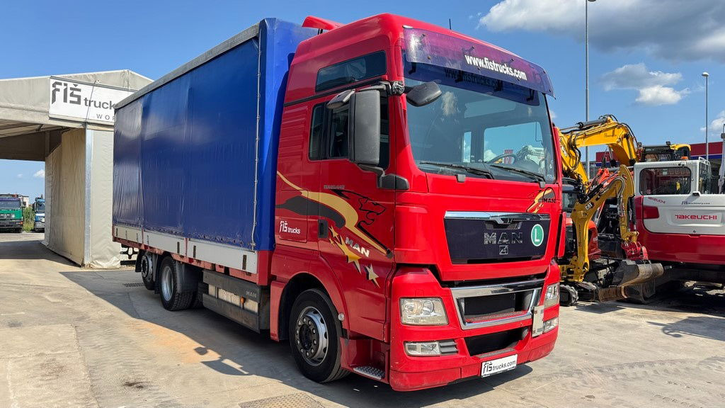 MAN TGX 26.440 6x2 box truck - retarder - lifting+steering axle - Camion fourgon: photos 3 MAN TGX 26.440 6x2 box truck - retarder - lifting+steering axle - Camion fourgon: photos 3