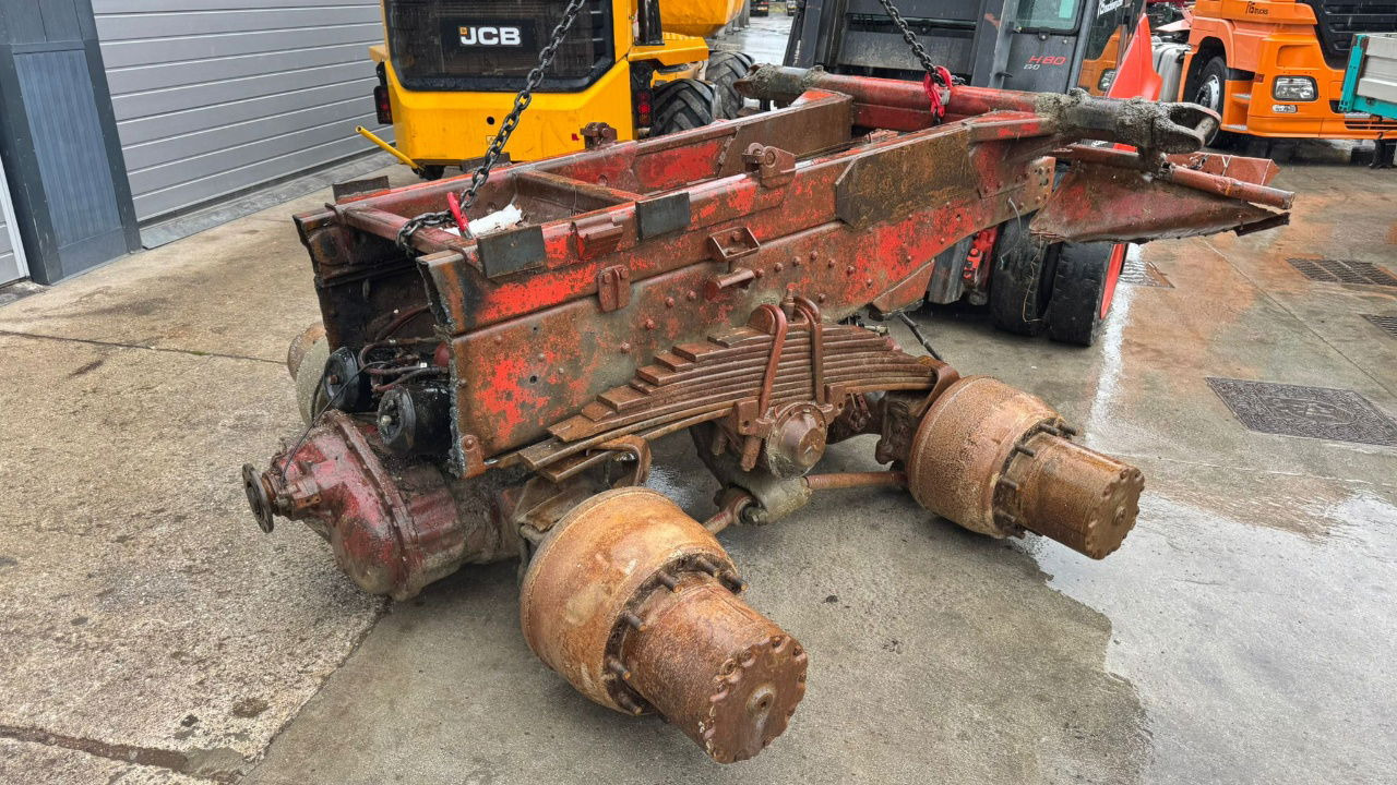 Mercedes-Benz 13TON Double Axles 6X4 - Essieu et pièces pour Camion: photos 2 Mercedes-Benz 13TON Double Axles 6X4 - Essieu et pièces pour Camion: photos 2