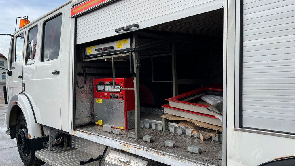 Crédit-bail Mercedes-Benz 1622 4x2 43.000km winch Mercedes-Benz 1622 4x2 43.000km winch: photos 8 Crédit-bail Mercedes-Benz 1622 4x2 43.000km winch Mercedes-Benz 1622 4x2 43.000km winch: photos 8