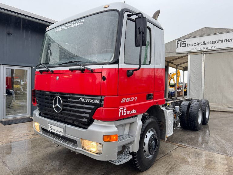 Mercedes-Benz Actros 2631 Actros 2631 6x4 chassis - spring - Perfect - Châssis cabine: photos 1 Mercedes-Benz Actros 2631 Actros 2631 6x4 chassis - spring - Perfect - Châssis cabine: photos 1