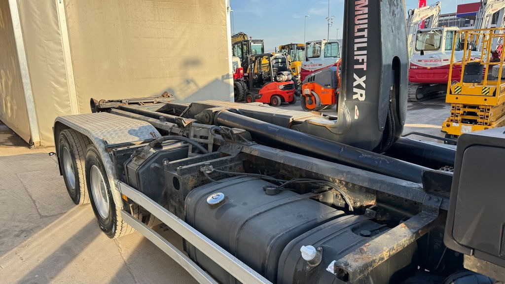 Mercedes-Benz Actros 2641 6x4 hiab abroll tipper - spring complete - Camion porte-conteneur/ Caisse mobile: photos 4 Mercedes-Benz Actros 2641 6x4 hiab abroll tipper - spring complete - Camion porte-conteneur/ Caisse mobile: photos 4