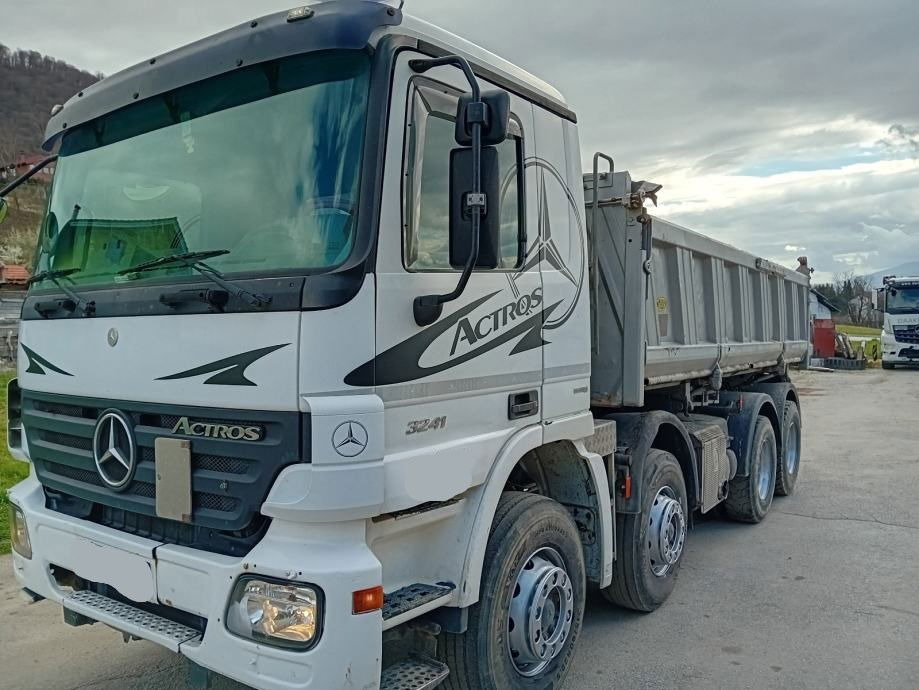 Mercedes-Benz Actros 3241 8x4 meiller tipper - bordmatic - Camion benne: photos 1 Mercedes-Benz Actros 3241 8x4 meiller tipper - bordmatic - Camion benne: photos 1