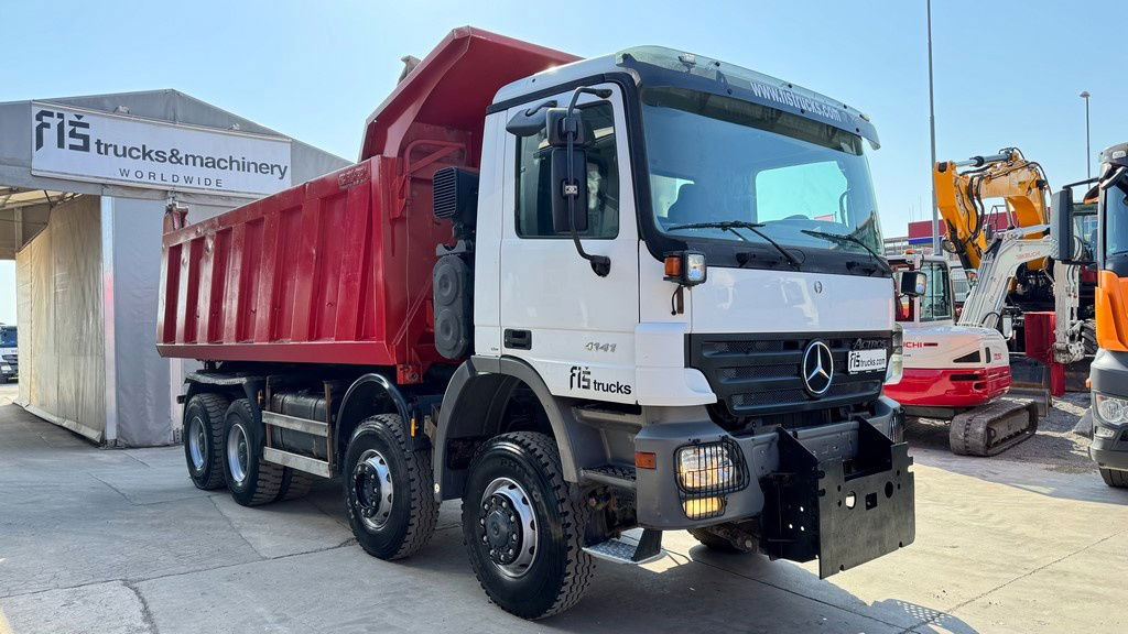 Mercedes-Benz Actros 4141 K 8x6 tipper - 18m3 - Camion benne: photos 3 Mercedes-Benz Actros 4141 K 8x6 tipper - 18m3 - Camion benne: photos 3