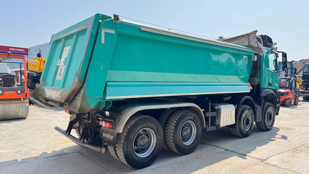 Mercedes-Benz Arocs 3248 8X4 mulda tipper - electric taurpaulin - Camion benne: photos 4 Mercedes-Benz Arocs 3248 8X4 mulda tipper - electric taurpaulin - Camion benne: photos 4
