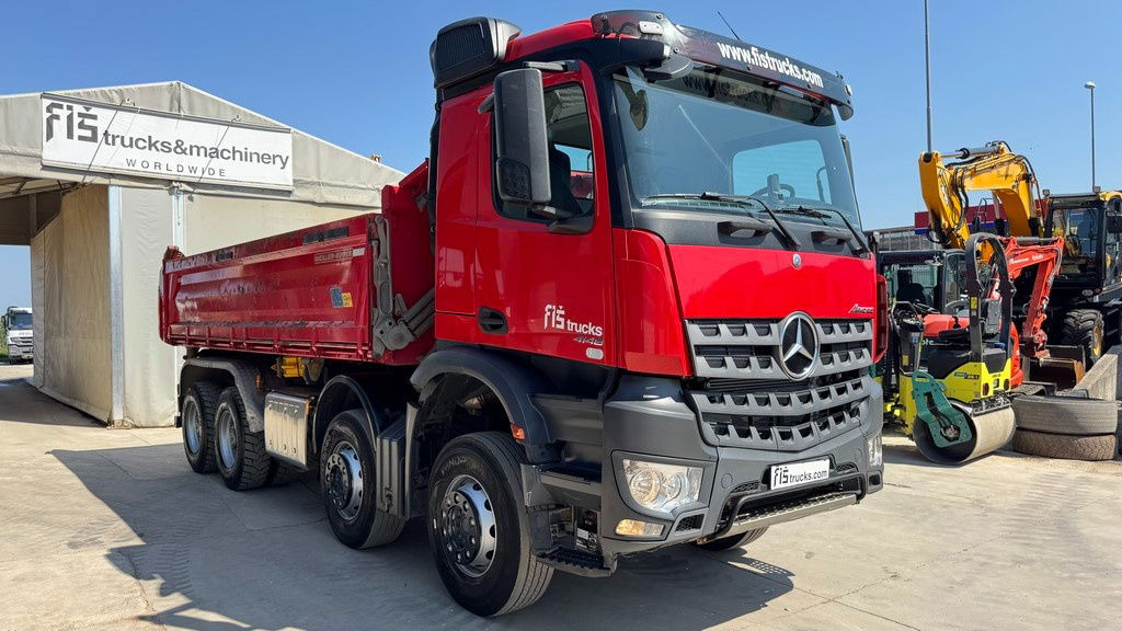 Mercedes-Benz Arocs 4148 8X4 bordmatic - new engine - Camion benne: photos 4 Mercedes-Benz Arocs 4148 8X4 bordmatic - new engine - Camion benne: photos 4