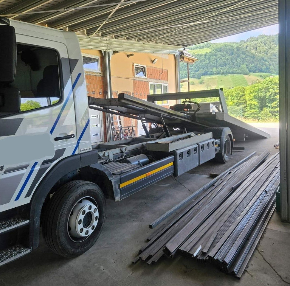Mercedes-Benz Atego 1224 L 4x2 car transporter - 7.55M - Camion porte-voitures: photos 3 Mercedes-Benz Atego 1224 L 4x2 car transporter - 7.55M - Camion porte-voitures: photos 3