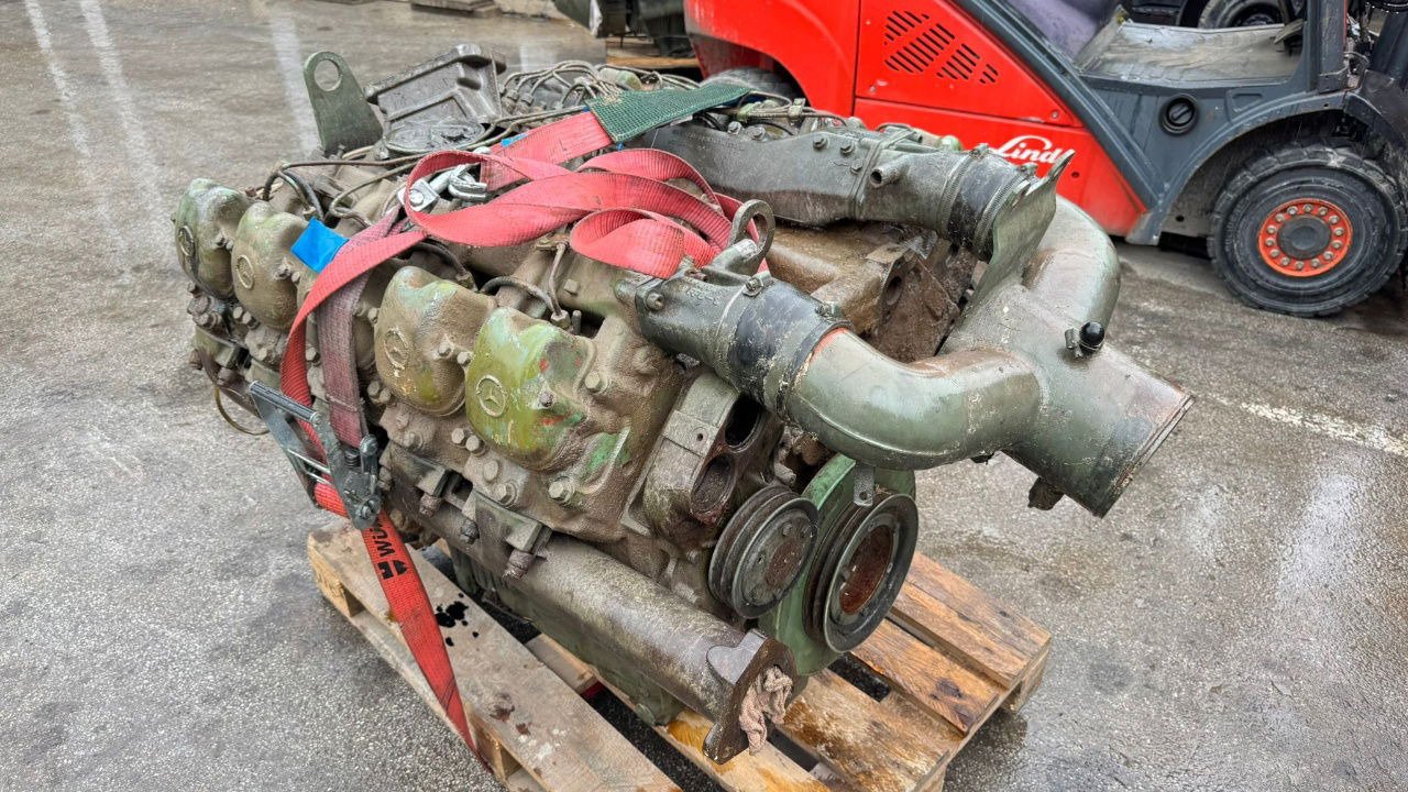 Mercedes-Benz Engine V10 - OM 403.1 - nr.2 - Moteur pour Camion: photos 3 Mercedes-Benz Engine V10 - OM 403.1 - nr.2 - Moteur pour Camion: photos 3