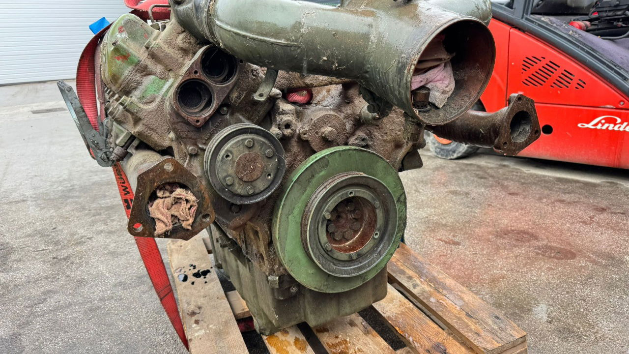 Mercedes-Benz Engine V10 - OM 403.1 - nr.2 - Moteur pour Camion: photos 2 Mercedes-Benz Engine V10 - OM 403.1 - nr.2 - Moteur pour Camion: photos 2