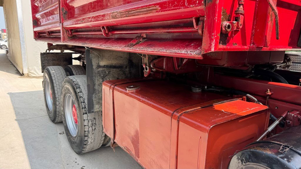 Mercedes-Benz SK 2635 AK 6x6 meiller tipper - big axle - Camion benne: photos 4 Mercedes-Benz SK 2635 AK 6x6 meiller tipper - big axle - Camion benne: photos 4