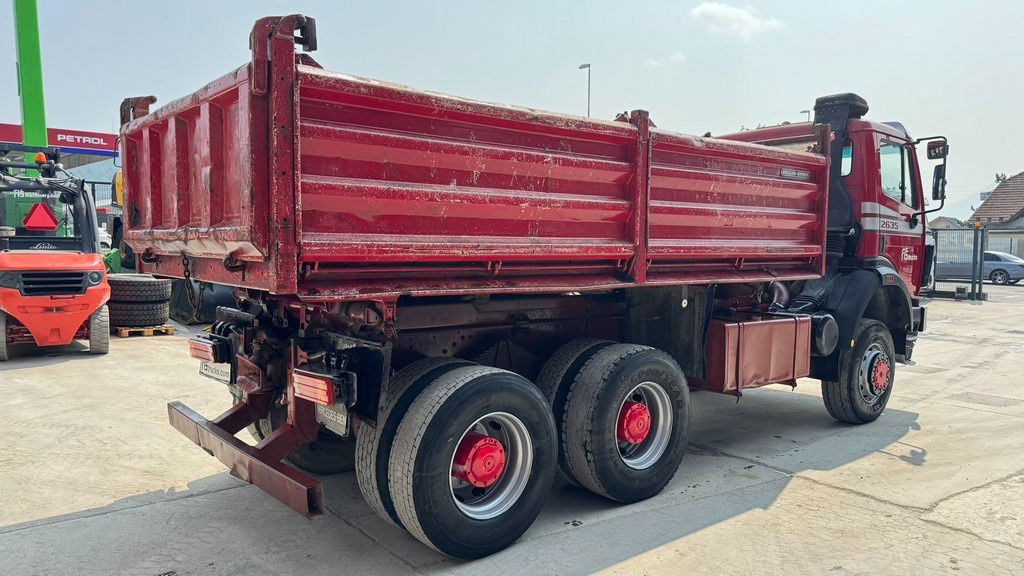 Mercedes-Benz SK 2635 AK 6x6 meiller tipper - big axle - Camion benne: photos 5 Mercedes-Benz SK 2635 AK 6x6 meiller tipper - big axle - Camion benne: photos 5