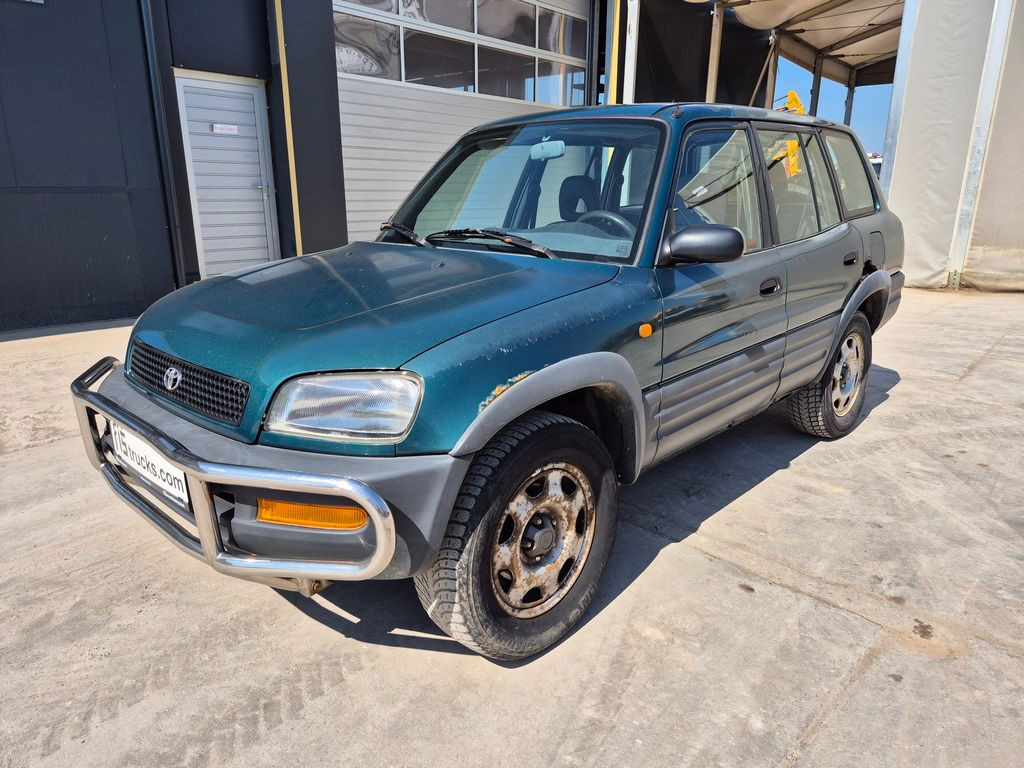 Toyota RAV4 2.0 - Petrol - Automatic - SUV: photos 1 Toyota RAV4 2.0 - Petrol - Automatic - SUV: photos 1