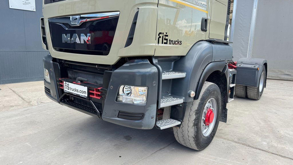 MAN TGS 18.480 4X4 tractor unit - tipper hydraulics - Tracteur routier: photos 2 MAN TGS 18.480 4X4 tractor unit - tipper hydraulics - Tracteur routier: photos 2