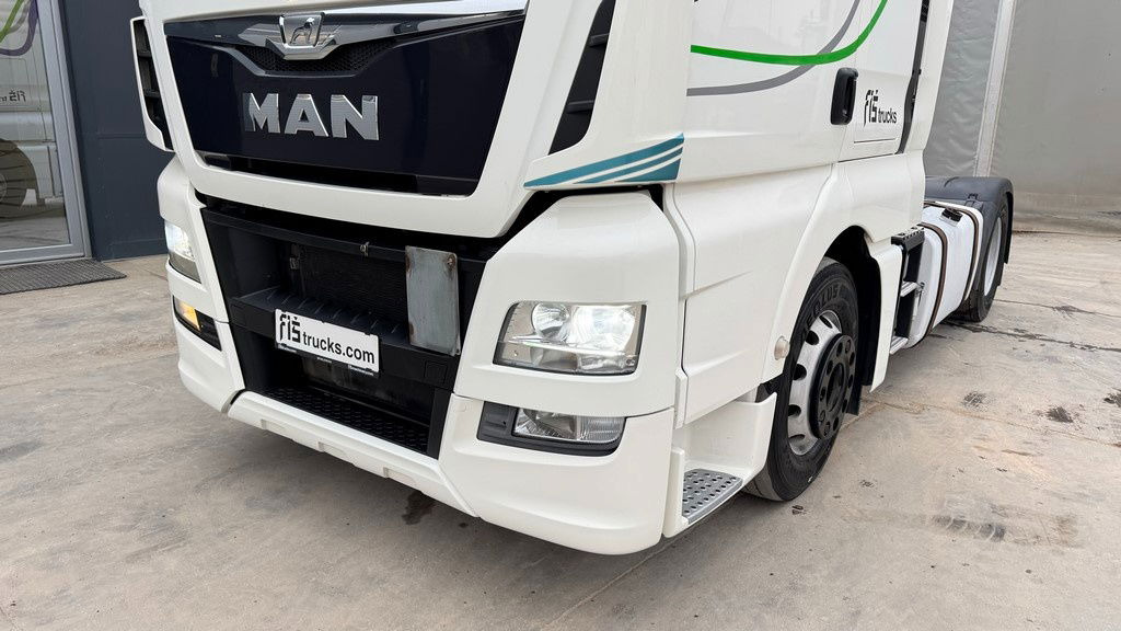 MAN TGX 18.480 4X2 schubodden hydr. + retarder - Tracteur routier: photos 2 MAN TGX 18.480 4X2 schubodden hydr. + retarder - Tracteur routier: photos 2