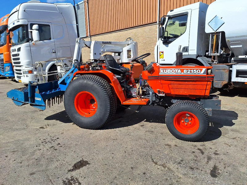 Kubota B2150 - Chariot tracteur: photos 1 Kubota B2150 - Chariot tracteur: photos 1