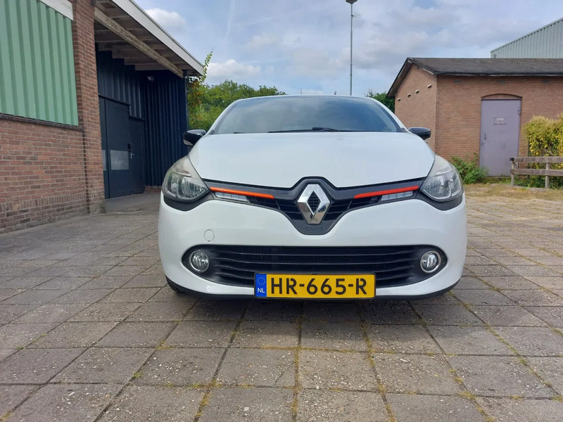 Renault Clio Clio 0.9 TCE - Voiture à hayon: photos 5 Renault Clio Clio 0.9 TCE - Voiture à hayon: photos 5