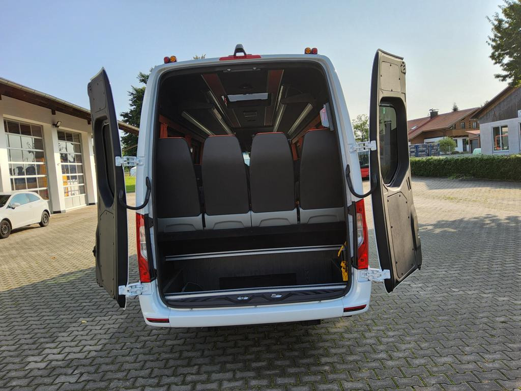 Mercedes Benz 519 cdi Comfort XL 190 PS / 19+1+1 Reise / NEUWAGEN - Minibus, Transport de personnes: photos 5 Mercedes Benz 519 cdi Comfort XL 190 PS / 19+1+1 Reise / NEUWAGEN - Minibus, Transport de personnes: photos 5