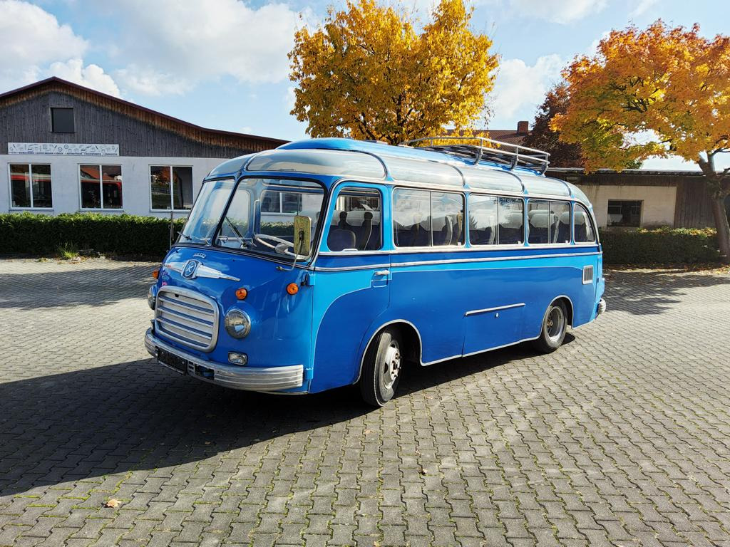 Setra S 6 Henschel Motor, Lenkradschaltung, "H" Kennzeichen - Minibus, Transport de personnes: photos 1 Setra S 6 Henschel Motor, Lenkradschaltung, "H" Kennzeichen - Minibus, Transport de personnes: photos 1