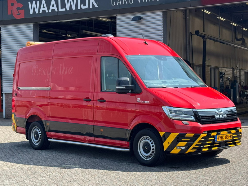 MAN TGE 3.140 E Elektrisch APK 11-2025 Actieradius 130 km - Fourgon utilitaire, Utilitaire électrique: photos 1 MAN TGE 3.140 E Elektrisch APK 11-2025 Actieradius 130 km - Fourgon utilitaire, Utilitaire électrique: photos 1