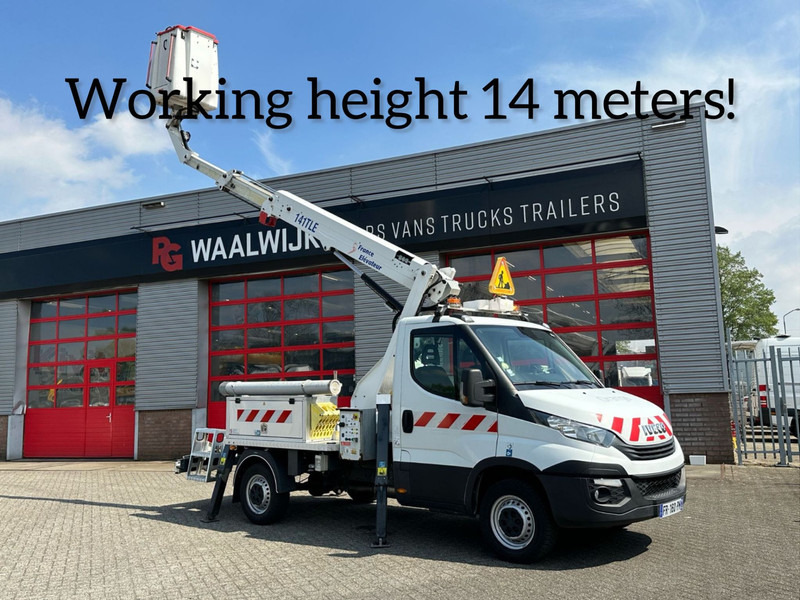 Iveco Daily 35S14 APK 10-07-2026 14 meter, 4x stamped, 413 working hours - Véhicule utilitaire: photos 1 Iveco Daily 35S14 APK 10-07-2026 14 meter, 4x stamped, 413 working hours - Véhicule utilitaire: photos 1