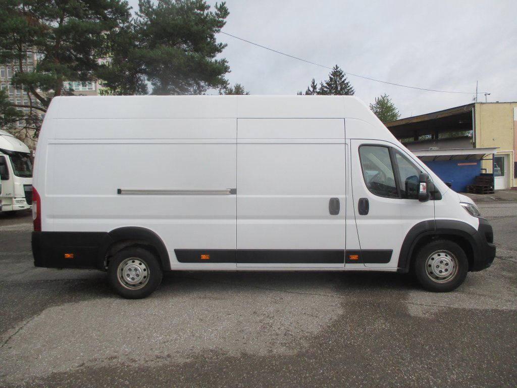 Citroën Jumper 2,2 , L4H3 - Fourgonnette: photos 4 Citroën Jumper 2,2 , L4H3 - Fourgonnette: photos 4
