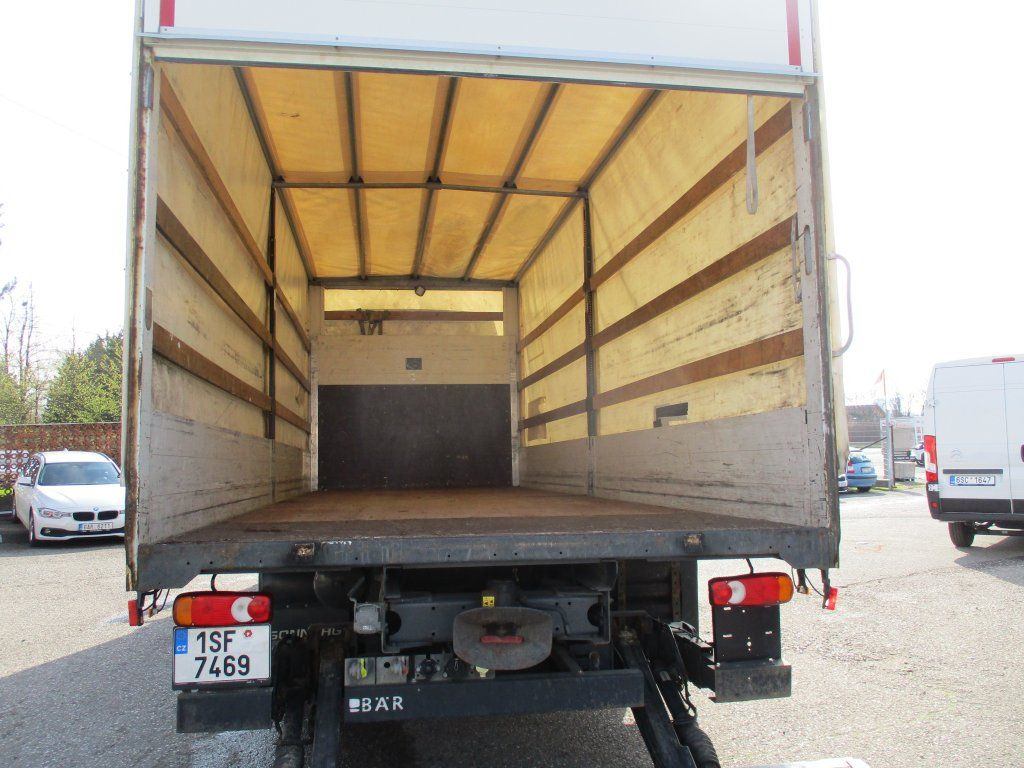 DAF LF 12.260 - Camion à rideaux coulissants: photos 5 DAF LF 12.260 - Camion à rideaux coulissants: photos 5