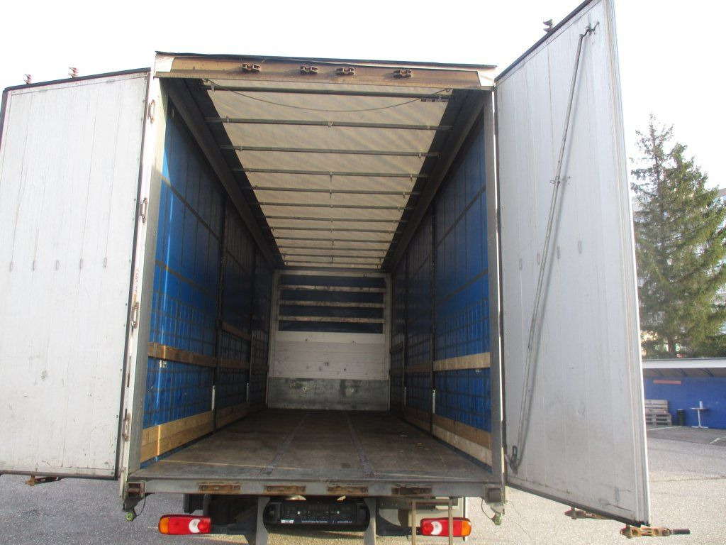 DAF LF 290 FA - Camion plateau: photos 3 DAF LF 290 FA - Camion plateau: photos 3