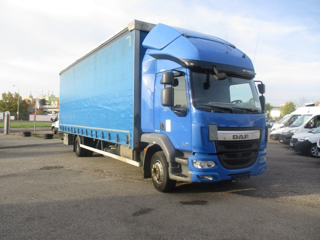 DAF LF 290 FA - Camion plateau: photos 5 DAF LF 290 FA - Camion plateau: photos 5