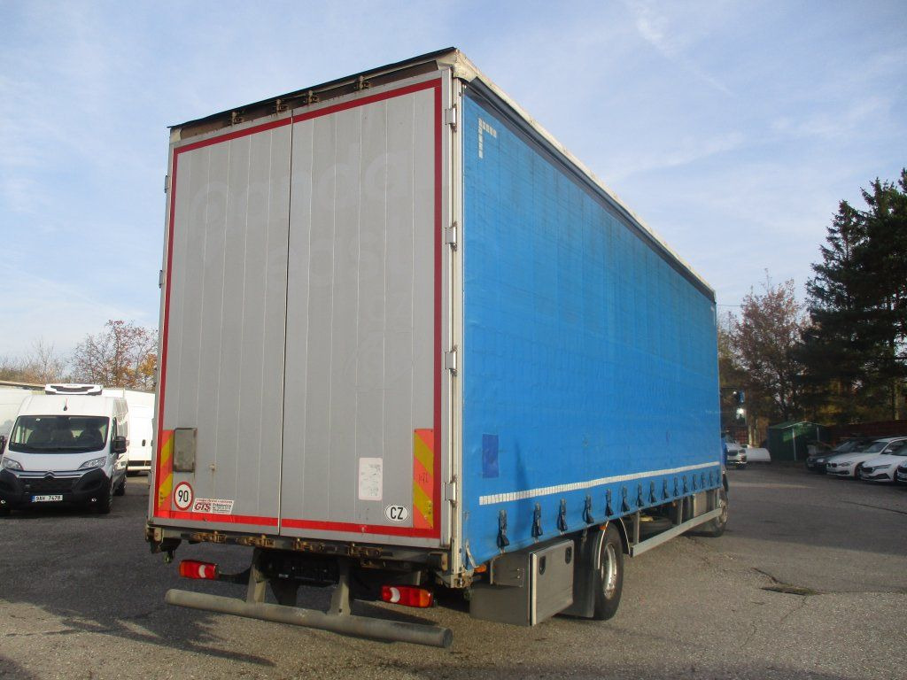 DAF LF 290 FA - Camion plateau: photos 2 DAF LF 290 FA - Camion plateau: photos 2