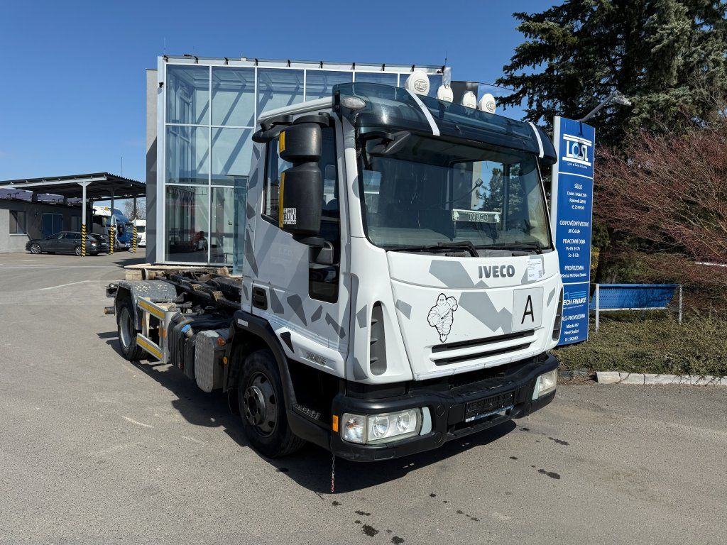 Iveco 75E18 EURO 4 - Camion ampliroll: photos 2 Iveco 75E18 EURO 4 - Camion ampliroll: photos 2