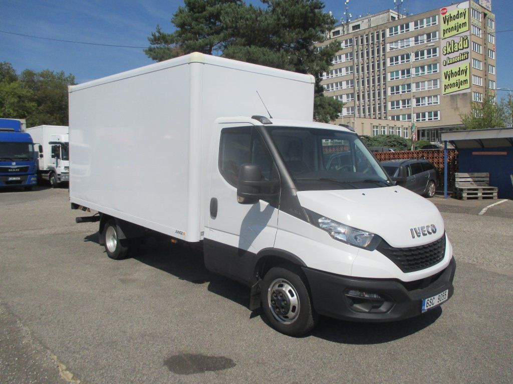 Iveco Daily 35C16 - Fourgon: photos 3 Iveco Daily 35C16 - Fourgon: photos 3