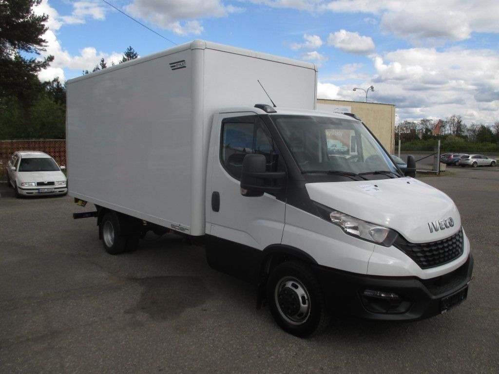 Iveco Daily 35C16 - Fourgon: photos 3 Iveco Daily 35C16 - Fourgon: photos 3