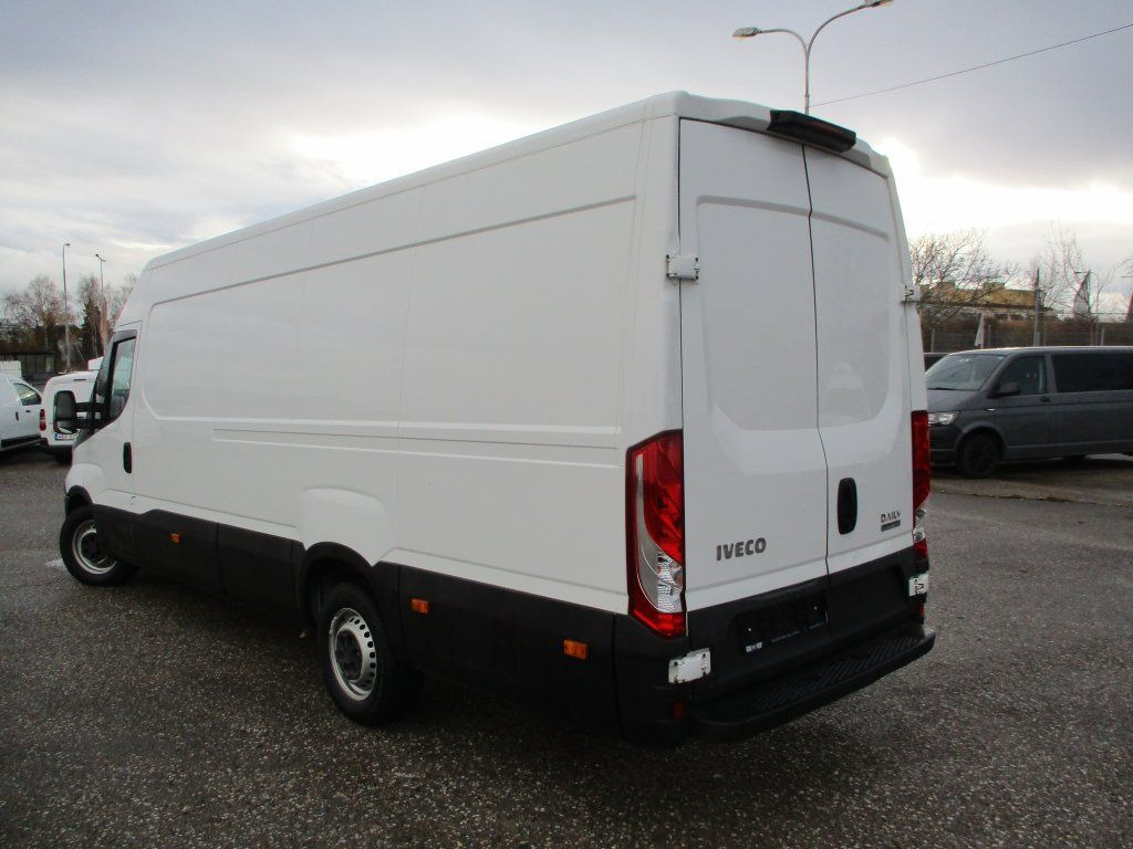 Iveco Daily 35S16 Hi Matic - Fourgon utilitaire: photos 4 Iveco Daily 35S16 Hi Matic - Fourgon utilitaire: photos 4