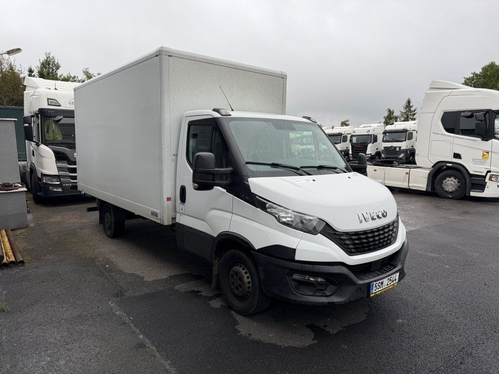 Iveco Daily 35S16 mit LBW ENGINE DEFECT - Fourgon: photos 2 Iveco Daily 35S16 mit LBW ENGINE DEFECT - Fourgon: photos 2