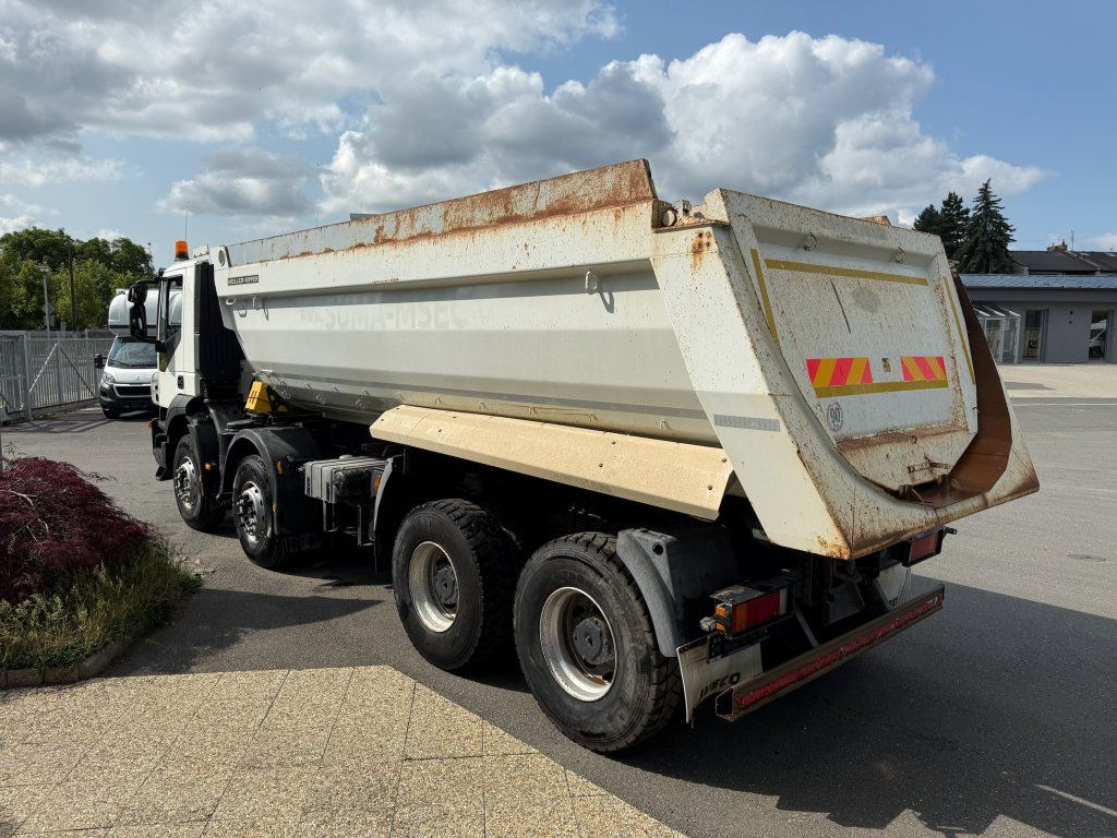 Iveco Trakker 410 S1 8x4 - Camion benne: photos 4 Iveco Trakker 410 S1 8x4 - Camion benne: photos 4