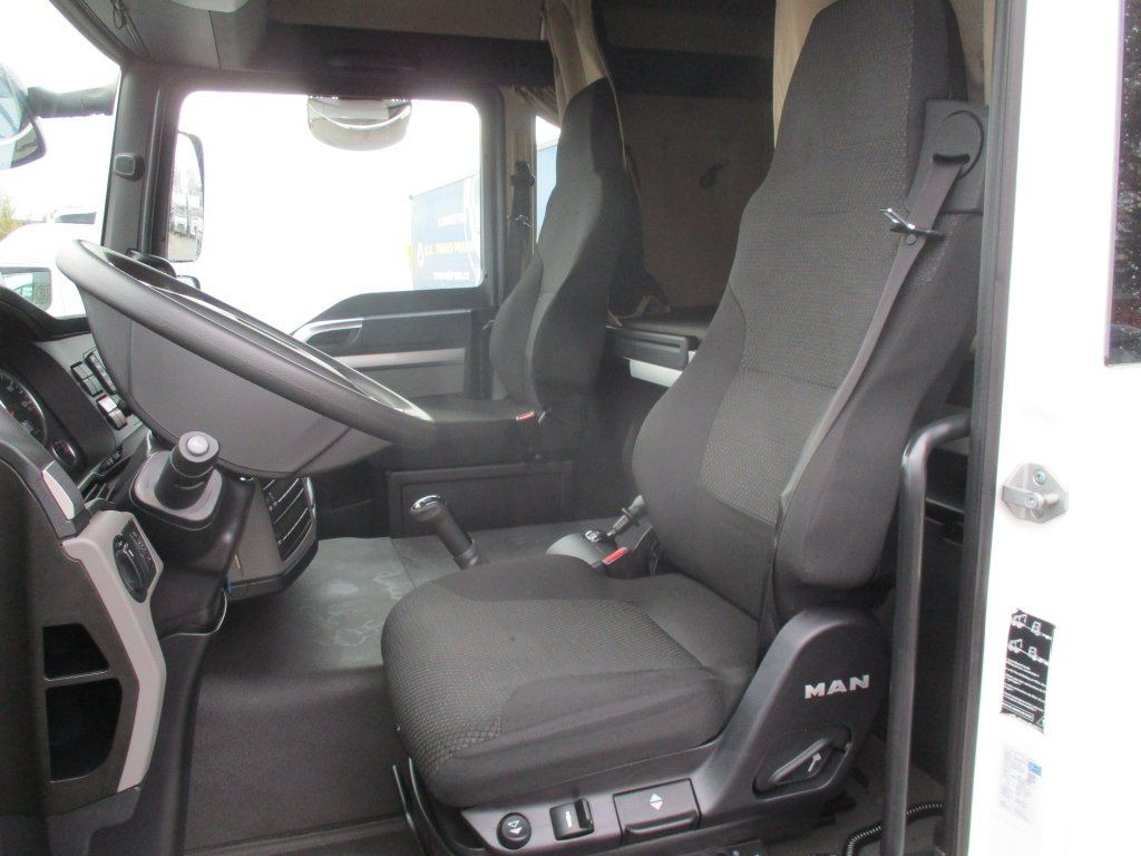 MAN TGL 8.190 - Camion fourgon: photos 5 MAN TGL 8.190 - Camion fourgon: photos 5