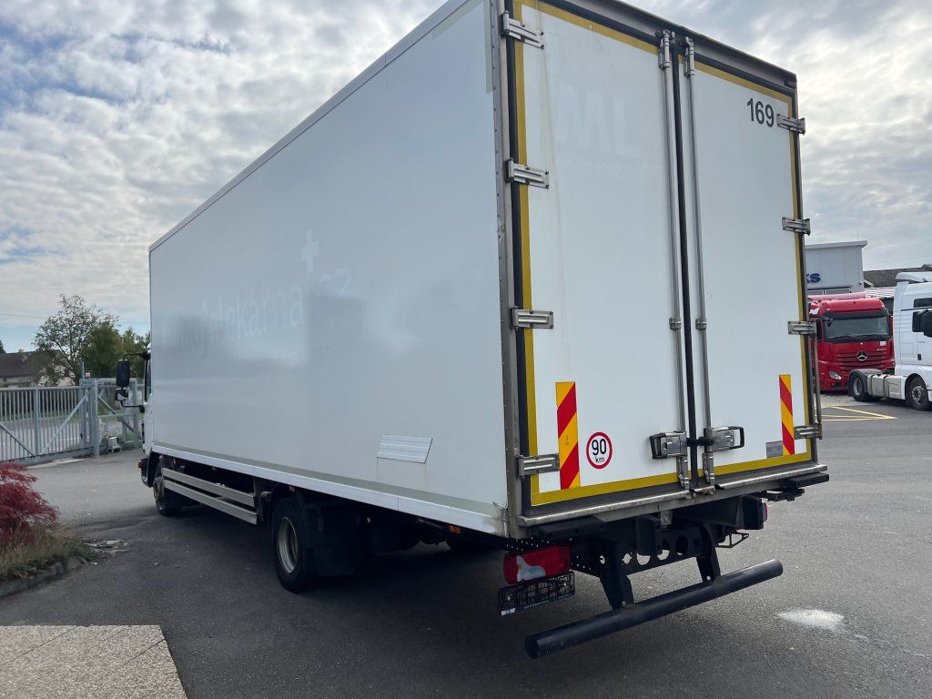 MAN TGL12.220 EURO 6 Carrier Xarios 600 - Camion frigorifique: photos 5 MAN TGL12.220 EURO 6 Carrier Xarios 600 - Camion frigorifique: photos 5