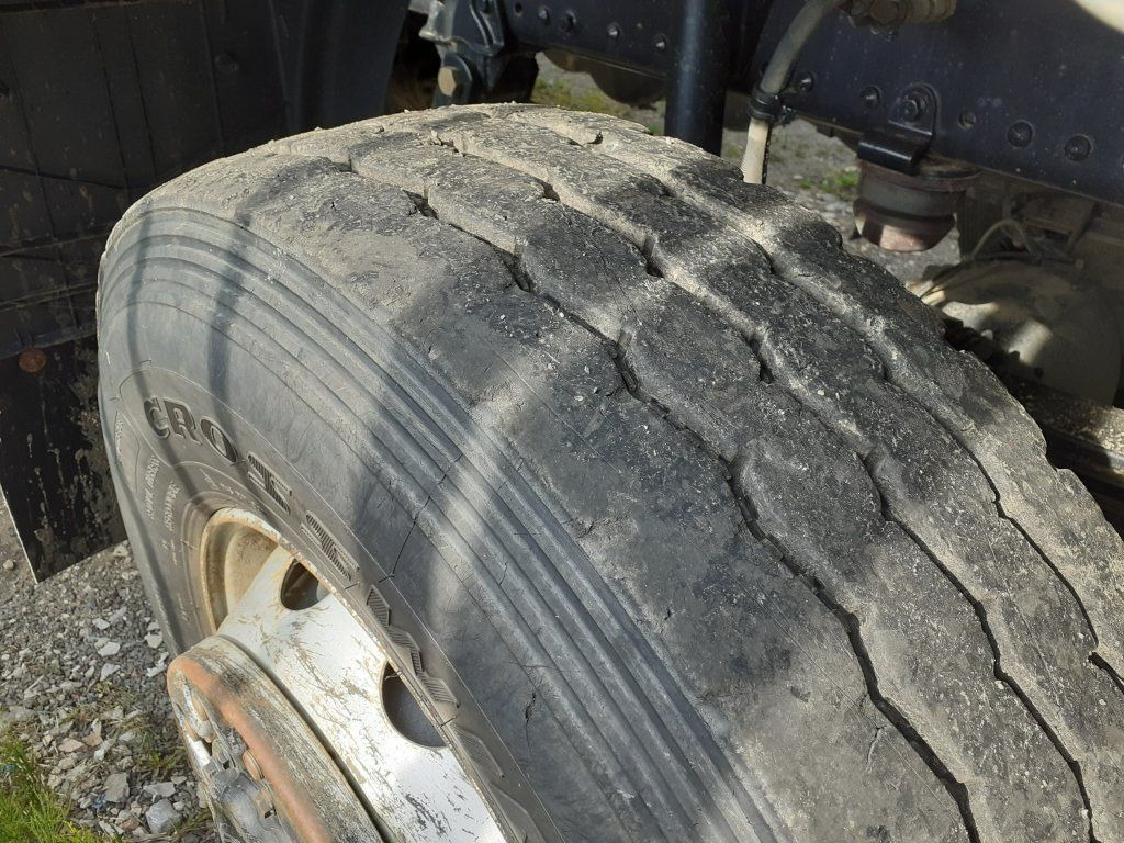 MAN TGS41.460 8x6 S3 EURO 6 - Camion benne: photos 5 MAN TGS41.460 8x6 S3 EURO 6 - Camion benne: photos 5