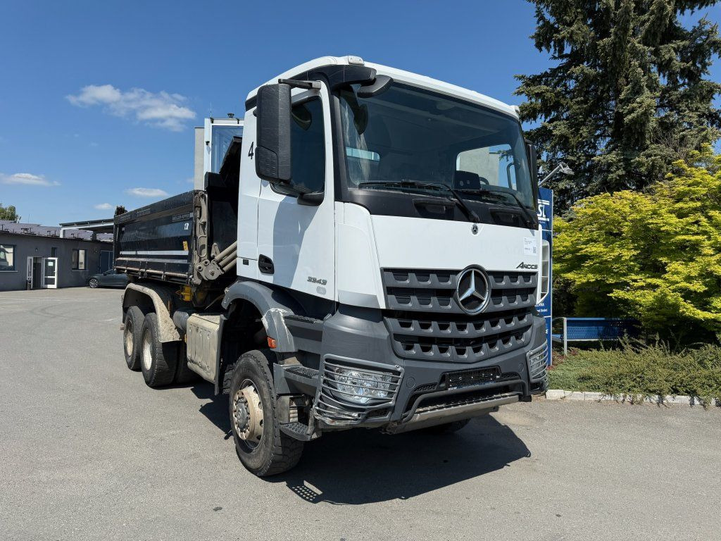 Mercedes-Benz 3343 Arocs 6x6 S3 EURO 6 - Camion benne: photos 3 Mercedes-Benz 3343 Arocs 6x6 S3 EURO 6 - Camion benne: photos 3